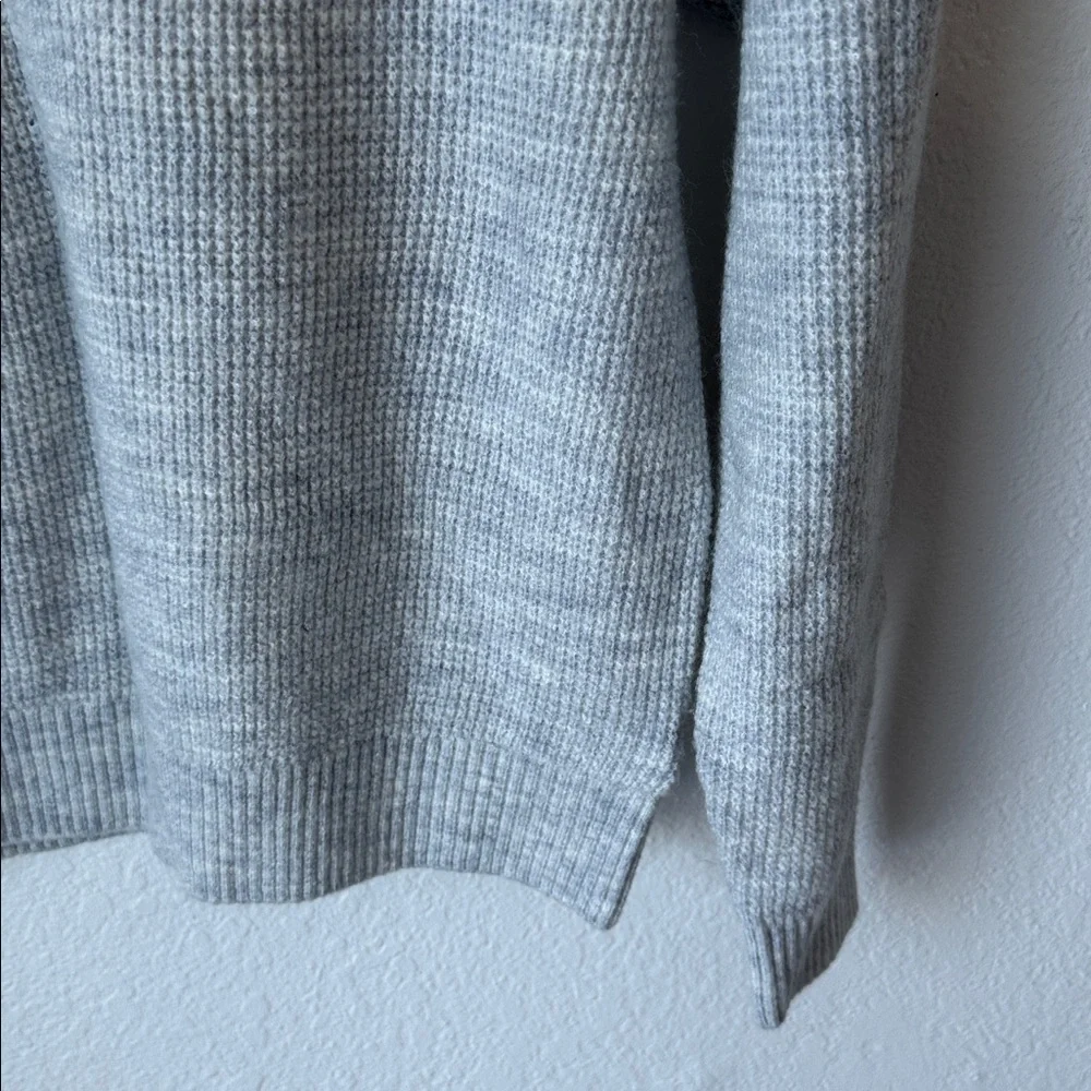 Gap‎ Waffle Knit Sweater